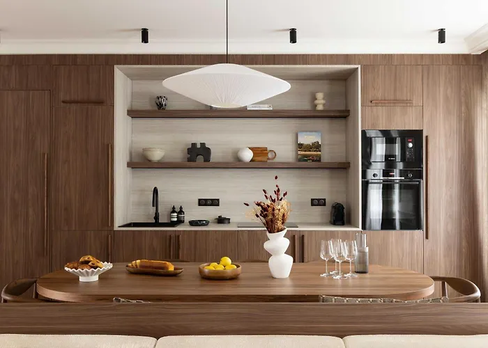 Luxury - Ac - 4br- 8p - Bastille Apartment